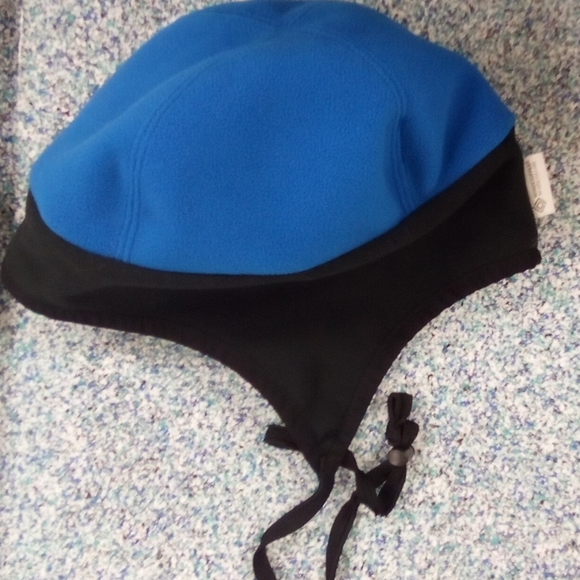 Outdoor Research Peruvian Fleece Hat Bungee Closure - Picture 2 of 5